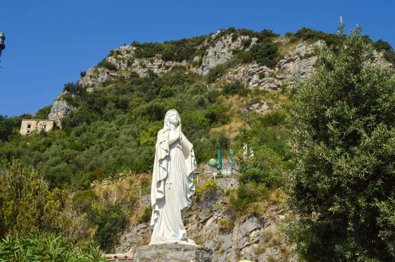 From Naples/Salerno: Pompeii, Sorrento, and Positano Tour - Guides, entry tickets, and the extra costs to expect