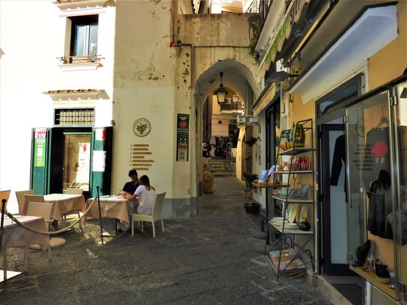 From Naples: Sorrento, Positano and Amalfi Tour - Amalfi: UNESCO waterfront hour and the 9th-century cathedral