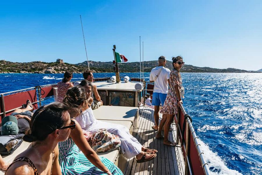 From Palau/La Maddal: Boat Tour of La Maddalena Archipelago - Morning cruise from Palau to Caprera: what you see before the swim break