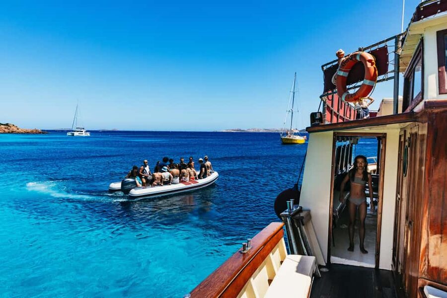 From Palau/La Maddal: Boat Tour of La Maddalena Archipelago - Spiaggia Rosa views: iconic color without a hike or complicated landing