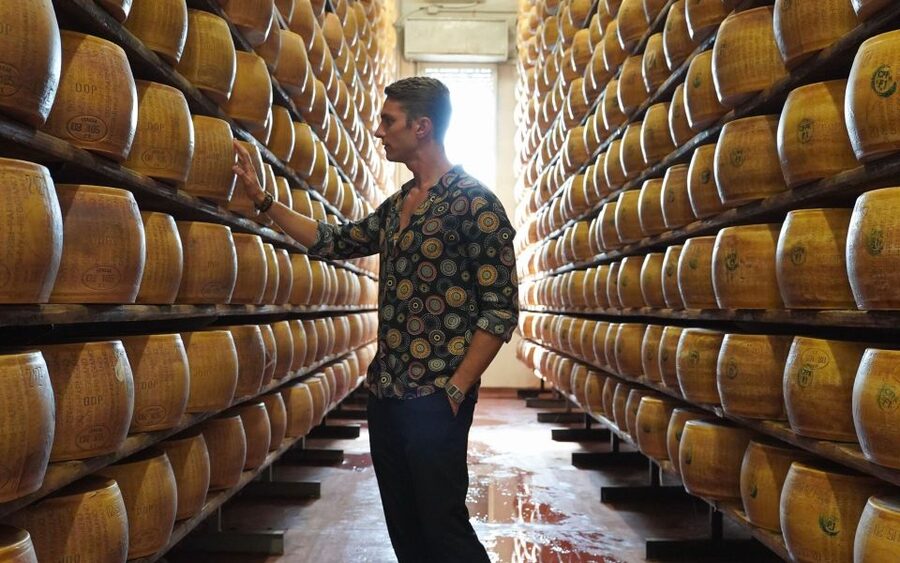 From Parma: Parmigiano and Parma Ham Guided Food Tour - Parmigiano and Parma Ham in Parma, where the rules are part of the flavor