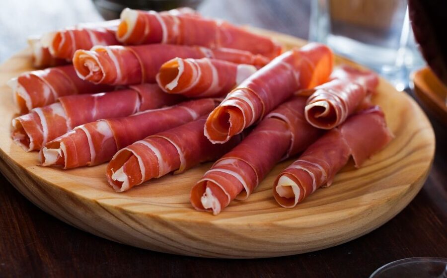 From Parma: Parmigiano and Parma Ham Guided Food Tour - What to expect from the pacing, crowds, and group energy