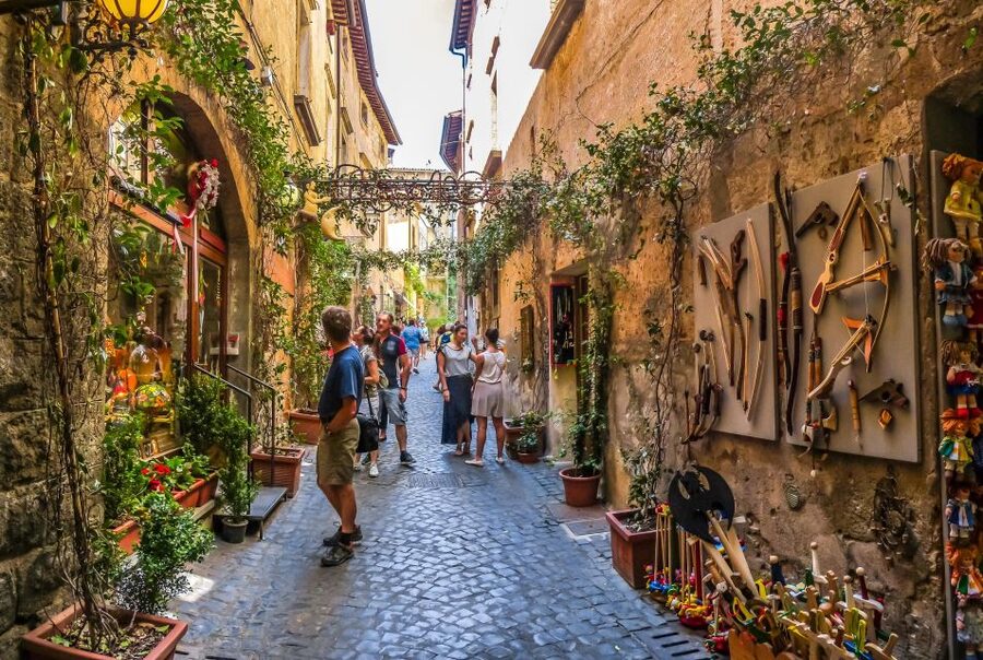 From Rome: Bagnoregio & Orvieto Day Trip with Wines & Lunch - A Fast Route from Rome to Two Hill Towns