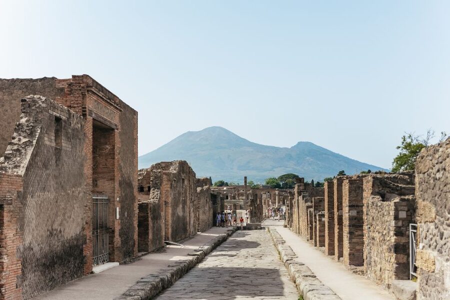 From Rome: Pompeii Day Trip with Optional Vesuvius and Lunch - Skip-the-line Pompeii with a licensed English guide