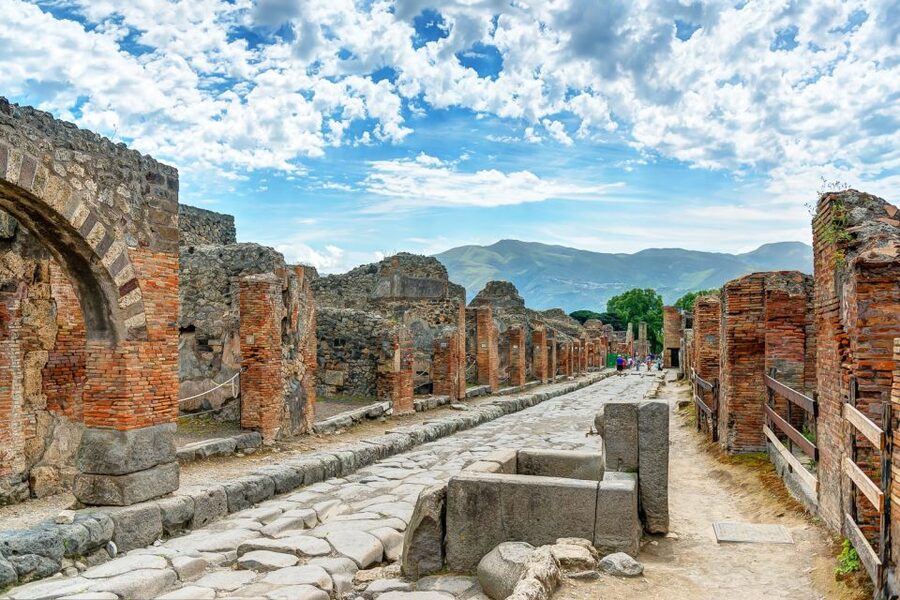From Rome: Pompeii, Positano and Amalfi Full-Day Tour - Pompeii in 2 focused hours with skip-the-line entry