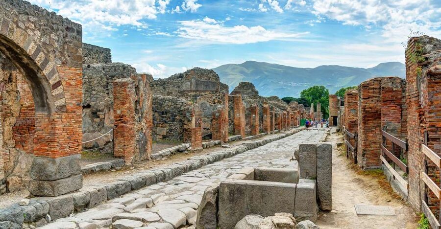From Rome: Pompeii, Positano and Amalfi Full-Day Tour - Hotel pickup, small van comfort, and a tour assistant who stays with you