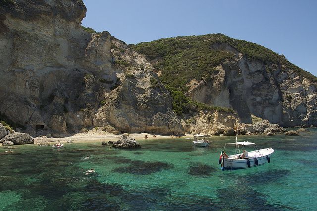From Rome: Ponza Island Day Trip with Boat Excursion - Boarding the boat: your captain runs the show