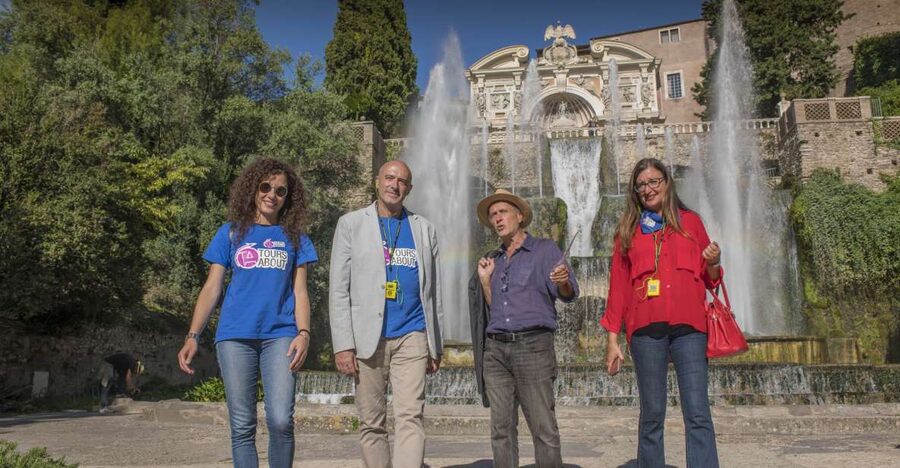 From Rome: Villa d'Este and Hadrian's Villa Tour with Lunch - From Castro Pretorio to Tivoli: the bus setup and timing
