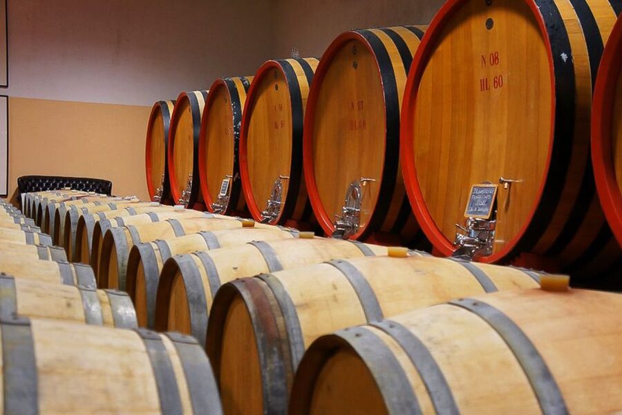 From Siena: Brunello di Montalcino Guided Wine Tour W/ Lunch - Meeting at San Domenico and the real meaning of small group