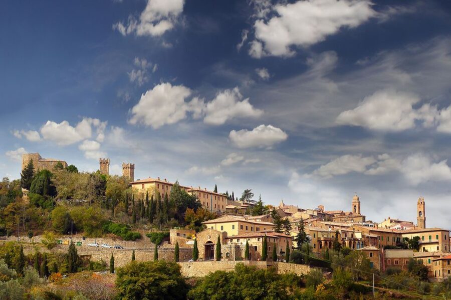 From Siena: Brunello di Montalcino Guided Wine Tour W/ Lunch - The third winery and final tasting, what to watch for