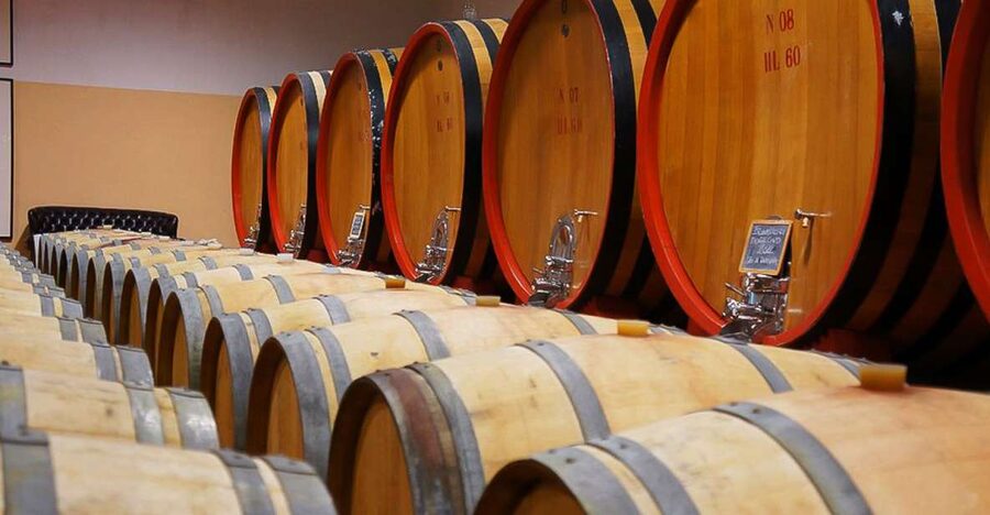 From Siena: Brunello di Montalcino Guided Wine Tour W/ Lunch - The 9-hour Siena to Brunello run, and why the route matters