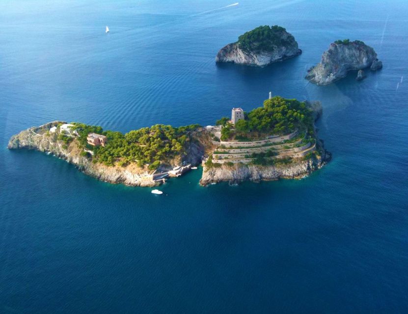 From Sorrento: Amalfi Coast Full-Day Tour - Positano with Real Time: Beach Views and Boutique Streets