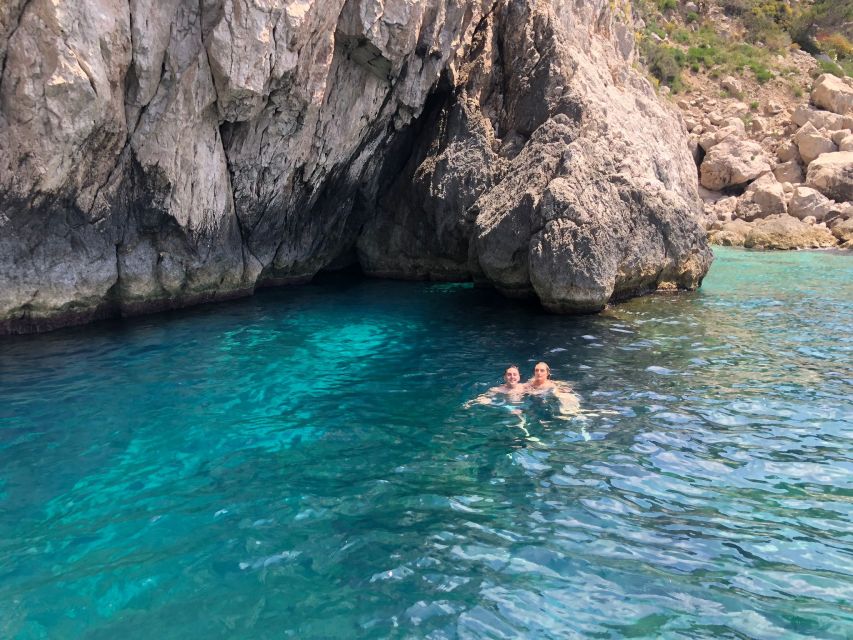 From Sorrento: Amalfi Coast Full-Day Trip by Boat - Amalfi: 1.5 hours that work if you choose priorities