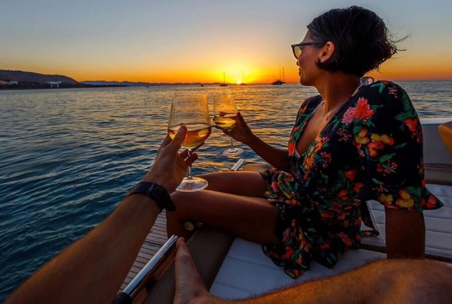 From Sorrento: Capri Boat Tour Day & Night Experience - Quick hit notes before you go