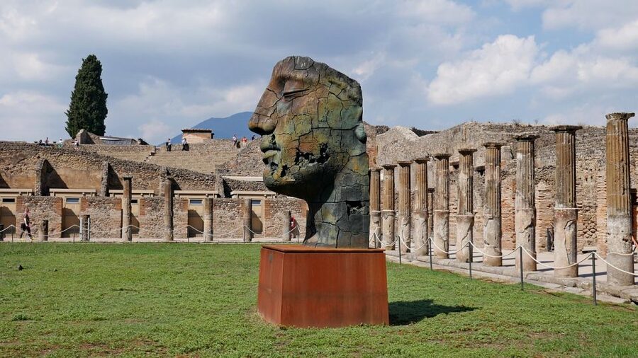 From Sorrento: Day Tour to Pompeii Ruins and Mount Vesuvius - Who should book this and who should skip it