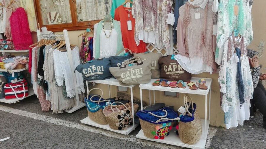 From Sorrento: Full-Day Trip to Capri and Blue Grotto - Lunch timing, meals, and how to budget your day