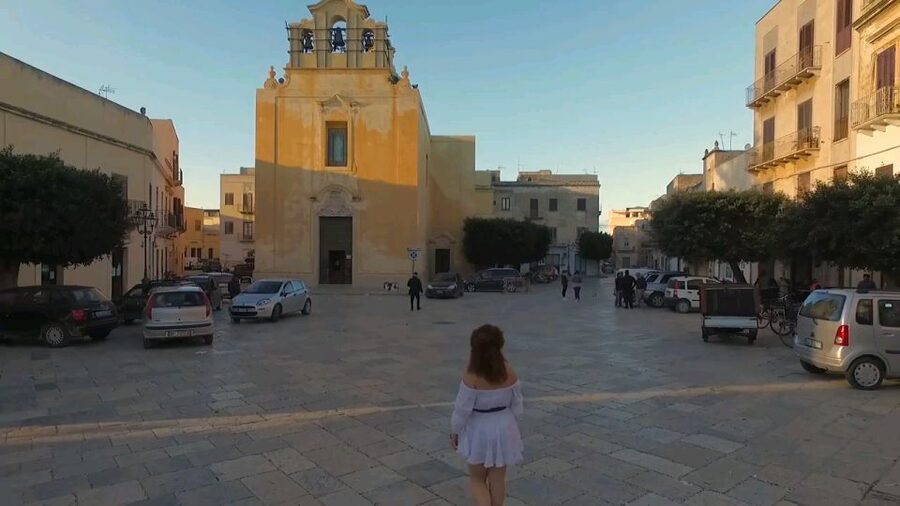 From Trapani: Day Cruise to Favignana & Levanzo with Lunch - Levanzo in one hour: make the most of the Mediterranean village feel
