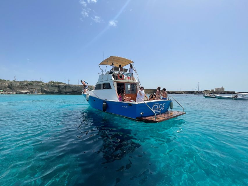 From Trapani: Favignana and Levanzo Boat Tour with Lunch - Lunch onboard: local products, but plan around a tasting-size portion