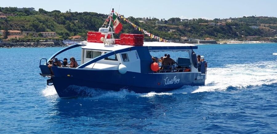 From Tropea: Capo Vaticano boat tour with snorkel & aperitif - Snorkeling comfort: what’s provided and what to plan for