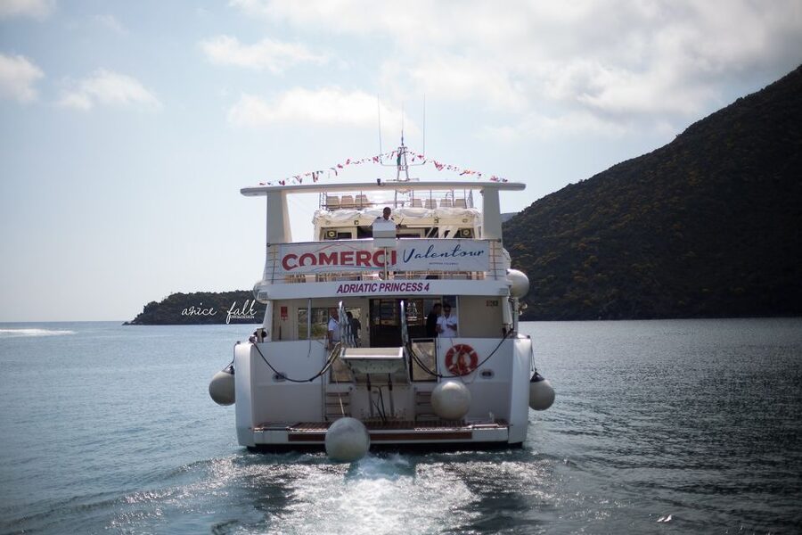 From Tropea: Lipari Panarea Stromboli Night Cruise - Why This Lipari Panarea Stromboli Night Cruise Works