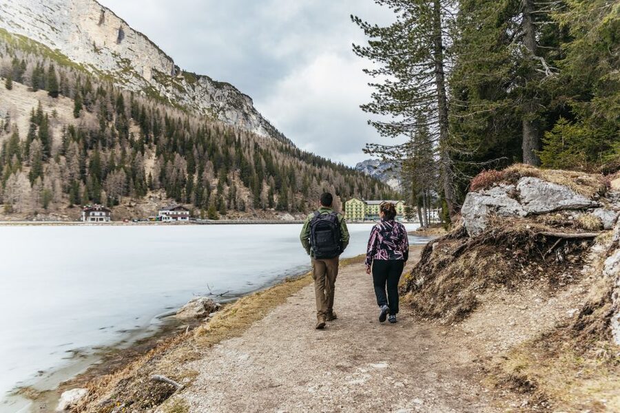 From Venice: Cortina and Dolomites Mountains Day Trip - Lake Auronzo: Mountain Villages and a Lake Stop That Feels Like a Breath