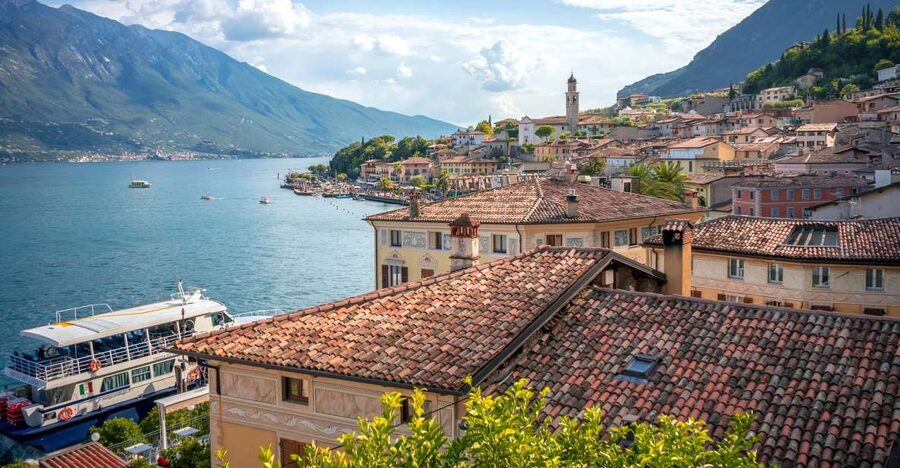 Full-Day Lake Garda Tour: Bus & Public Boat with Guide - Key things you will notice right away