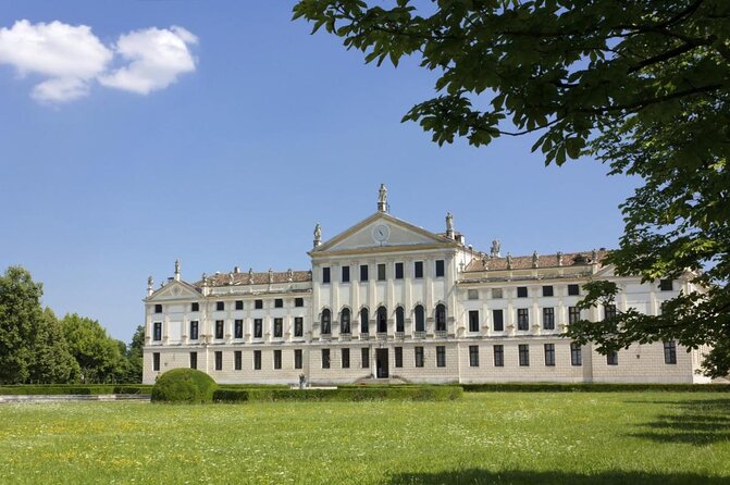 Full-Day Padua to Venice Burchiello Brenta Riviera Boat Cruise - A one-way Burchiello cruise that lands you at San Marco