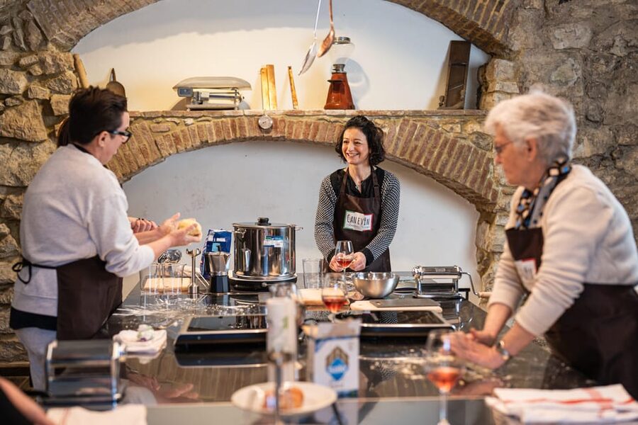 Garda: Cooking Class with Dessert - Wine + your meal: the Italian flavor lesson you can taste