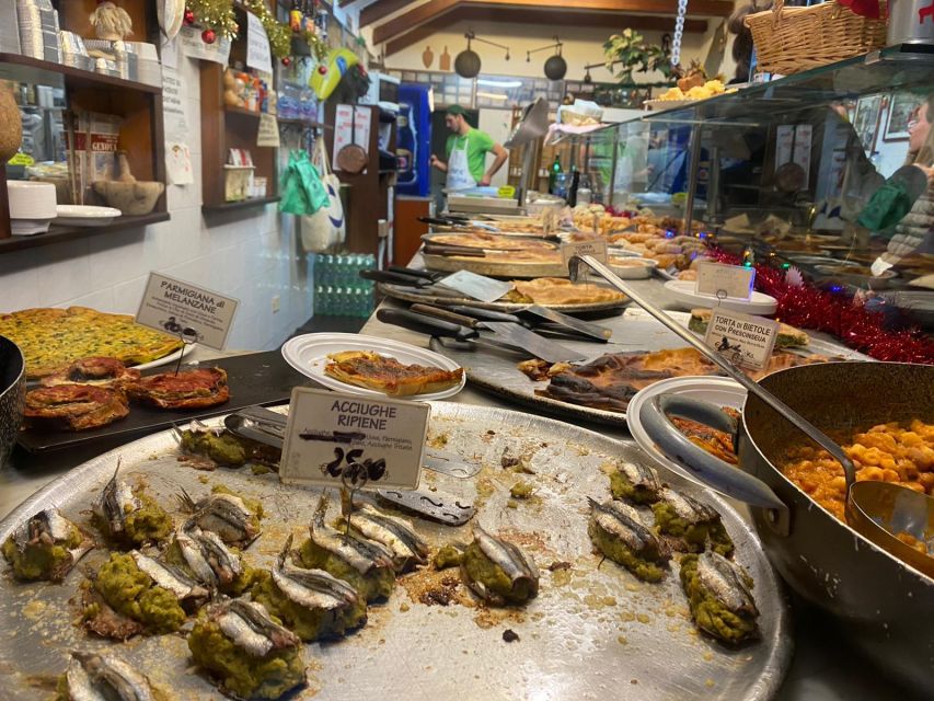 Genoa: The Ultimate Traditional Food and Drinks Tour - How the Genoa Vicoli Food Walk Feels in Real Life