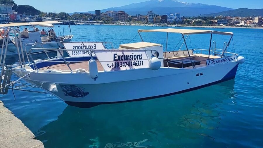 Giardini Naxos: Sunset Dolphin Watching Cruise with Aperitif - Finding the Poseidon boat and meeting Captain Filippo