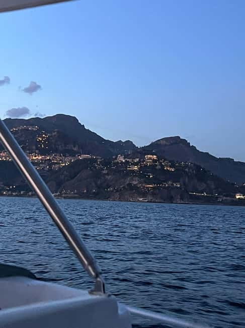 Giardini Naxos Taormina: Dolphin Watching Sunset Tour - Time at sea and what to bring so you enjoy the whole 2.5 hours