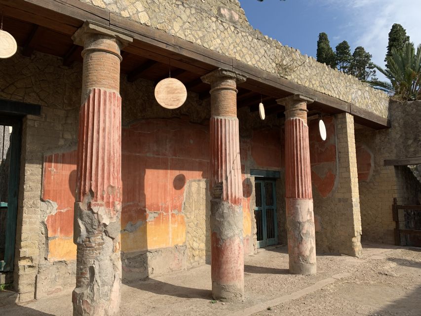 Herculaneum: Tickets & Tour with a Local Archaeologist - Getting started at Biglietteria Ercolano (and why timing matters)