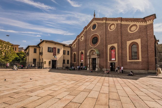 Historic Milan Tour with Skip-the-Line Last Supper Ticket - Meeting at the Last Supper Museum, then setting the scene