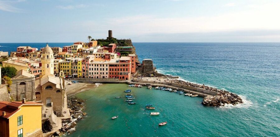 La Spezia: Cinque Terre and Portovenere Full-Day Boat Tour - Grotta di Lord Byron and the Gulf of Poets mood