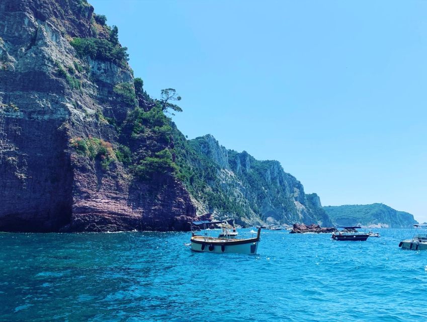 La Spezia: Cinque Terre and Portovenere Full-Day Boat Tour - Monesteroli cove: crystal water plus onboard food