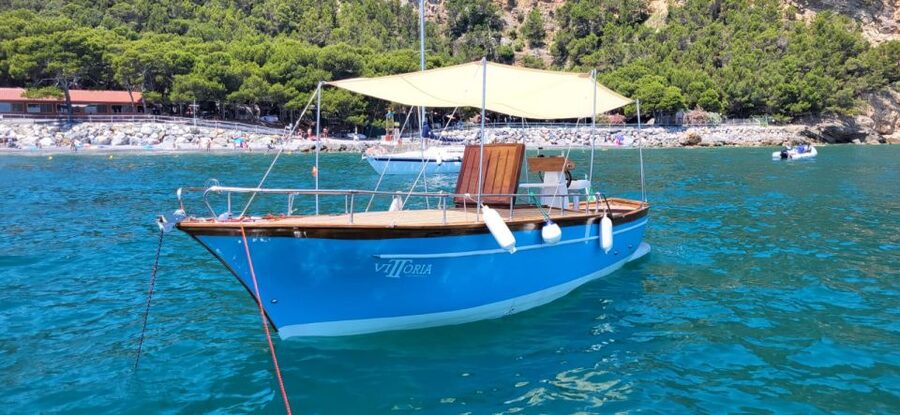 La Spezia: Cinque Terre and Portovenere Full-Day Boat Tour - Portovenere Natural Park: color, churches, and fishermen houses