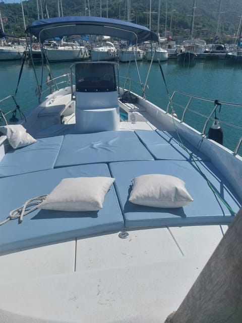 La Spezia : Morning or Sunset Cinque Terre Tour & Aperitif - Guvano Bay snorkeling and swimming: crystal-clear water time built into the plan