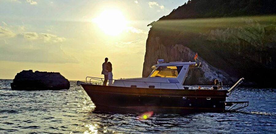 La Spezia: Sunset Boat Tour with Aperitivo and Snacks - Palmaria and the Blue Cave glow at sunset