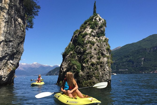 Lake Como Kayak Tour from Bellagio - Language, group size, and who this tour fits best