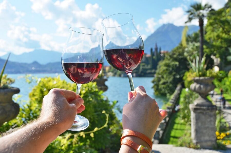 Lake Como: Winery Tour with Wine Tasting - Getting There: Domaso and Azienda Agricola Sorsasso in Real Life