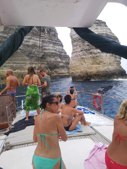 Lampedusa: Yacht excursion, swimming stops and typical lunch - What you need to bring for snorkeling (and what you do not)