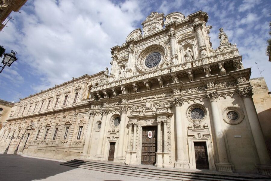 Lecce guided tour with underground discoveries - Corso Vittorio Emanuele: Moving Like a Local, Not a Tourist