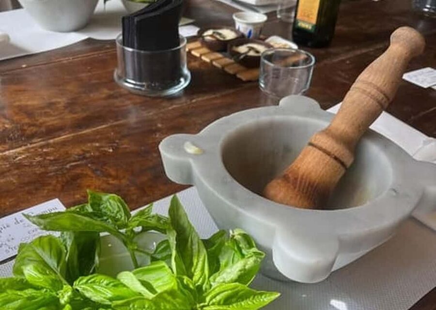 Manarola: Authentic Pesto Making Class at Cinque Terre - Should you book this Manarola pesto making class?