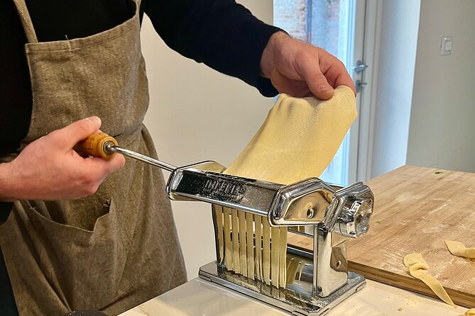 Market Tour and Cooking Class with a Local Venetian Chef - Drinks and Small Plates: Spritz and Prosecco Make It Feel Like Venice