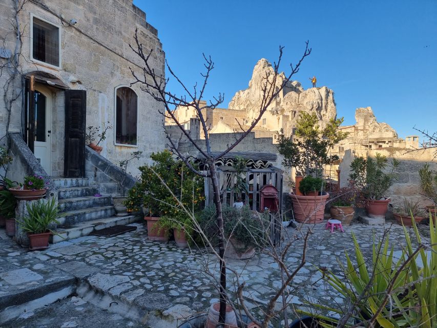 Matera: Sassi di Matera Historical Self-Guided Audio Tour - How the ITGUIDES audio route works on your phone