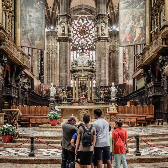 Milan: Cathedral and Terraces Guided Tour with Tickets - Piazza Mercanti and Palazzo della Ragione: medieval Milan without the museum fatigue