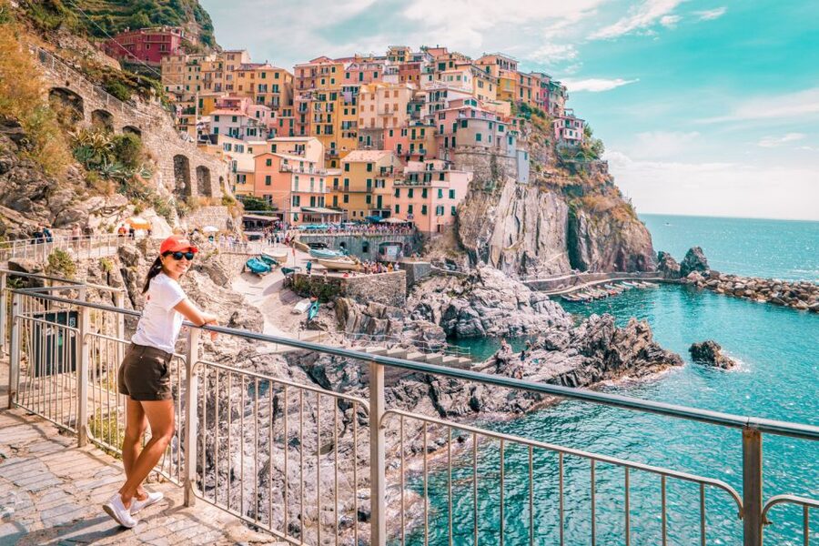 Milan: Cinque Terre Full-Day Guided Trip With Cruise - The Best Views Start on the Water: La Spezia to Manarola by Boat