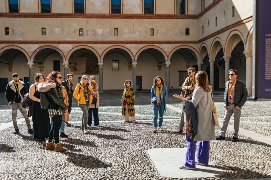 Milan: Da Vinci's Last Supper and Guided Walking Tour - Galleria Vittorio Emanuele II: shopping arcade with old-world polish