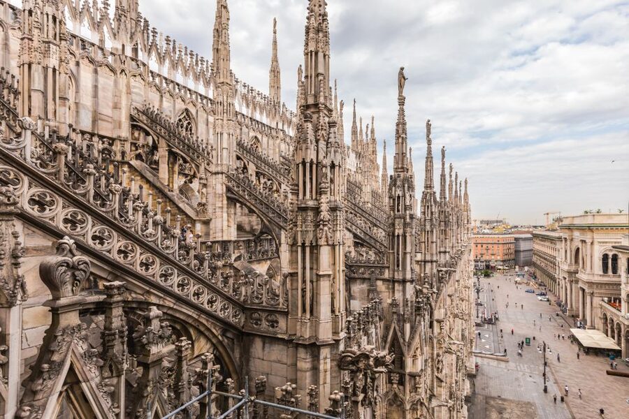 Milan Duomo and Rooftop 2-Hour Guided Tour - How the 2-hour pace works, and what it feels like in real time