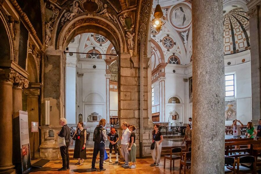 Milan: Guided Tour of Leonardo da Vinci's 'The Last Supper' - The outside introduction: Milan, Leonardo, and why this room matters